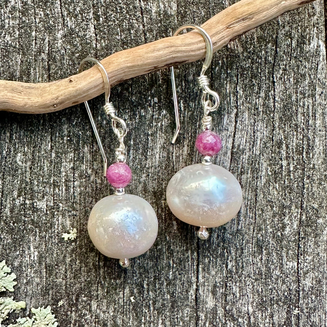 Freshwater pearl earrings