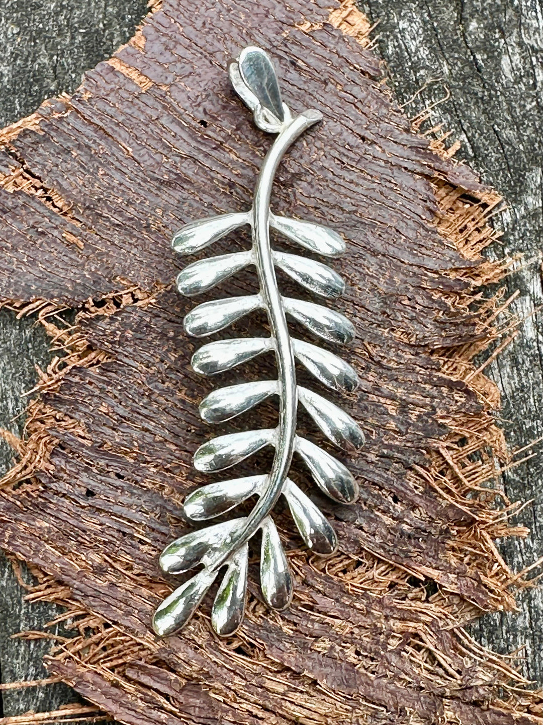 Large sterling silver fern pendant