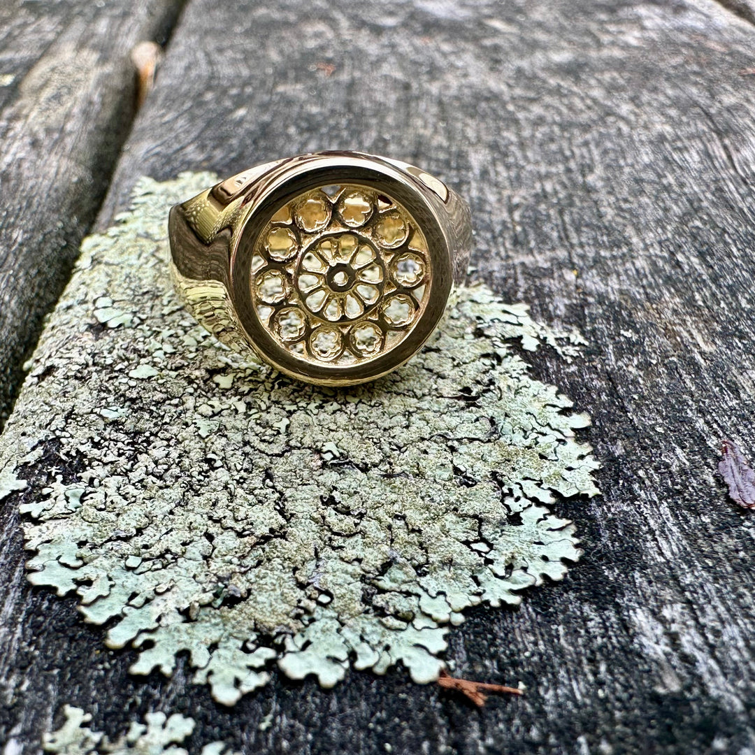 18 carat Rose window signet ring