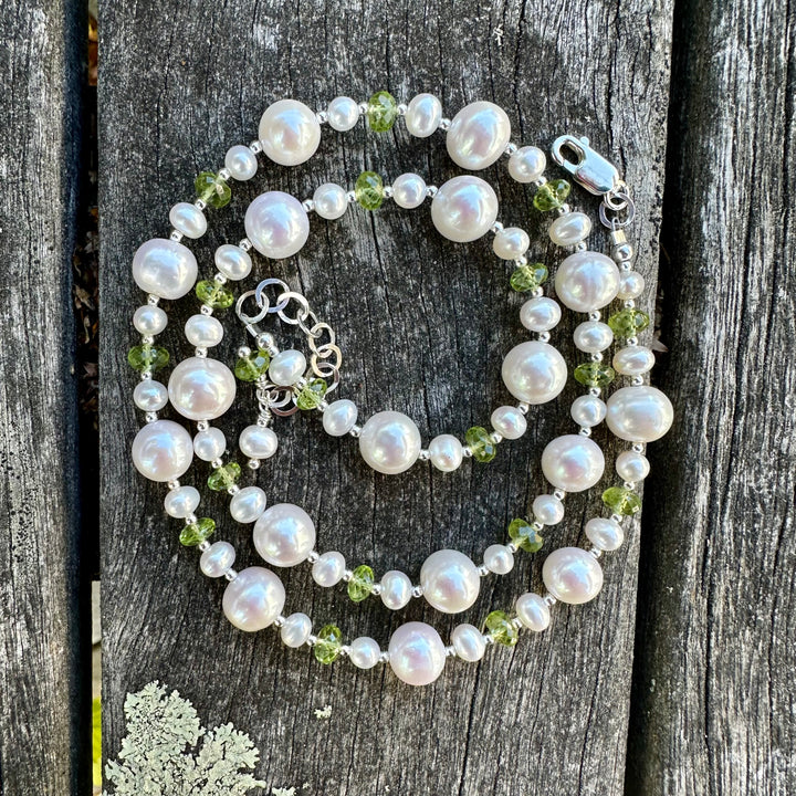 Peridot & Freshwater pearl necklace