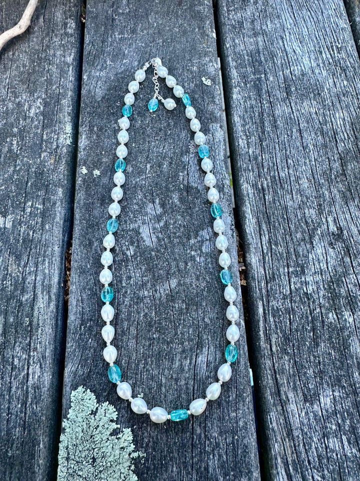 Apatite and freshwater pearl necklace