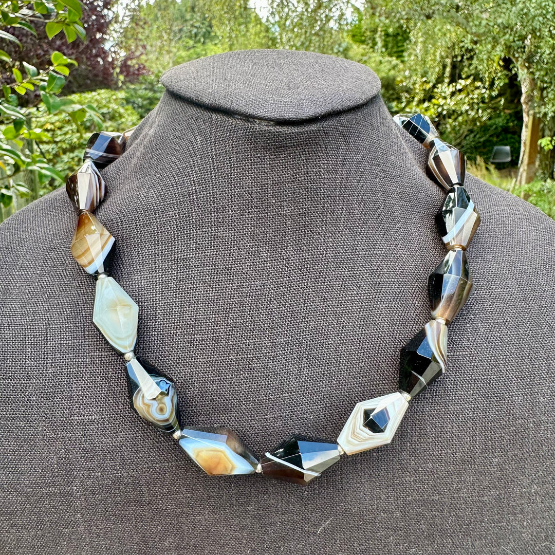 Bostwanan agate necklace