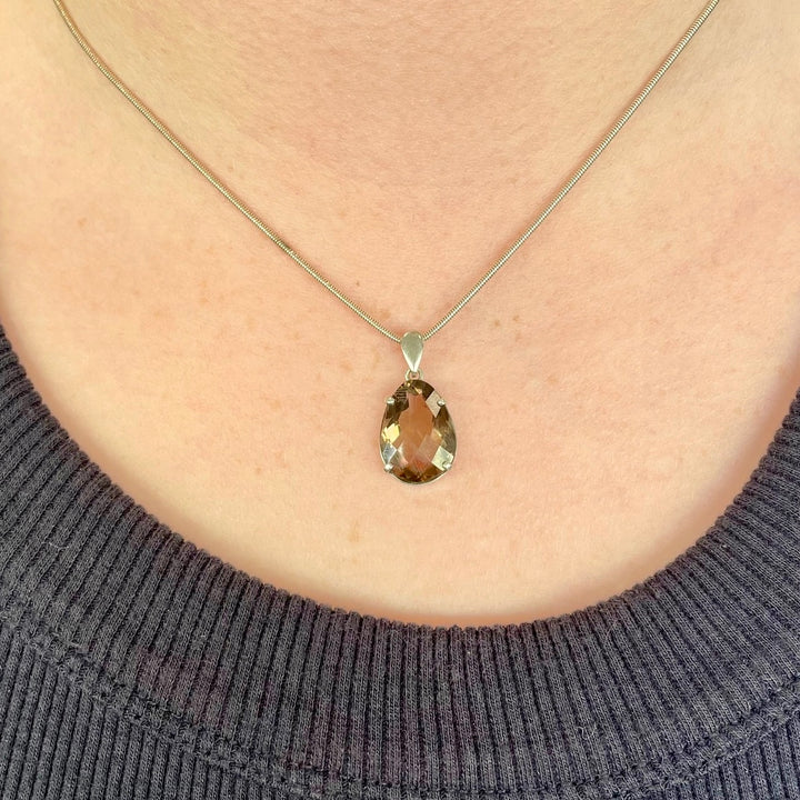 Smoky quartz pendant