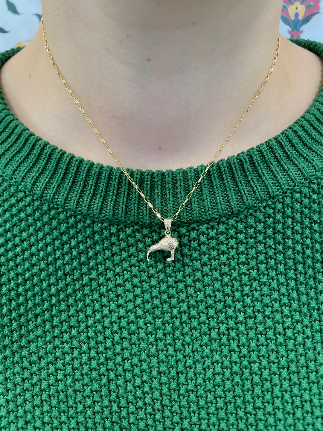 9ct gold kiwi charm pendant