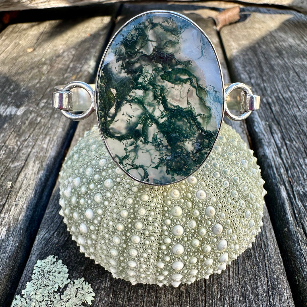 Vintage moss agate bangle