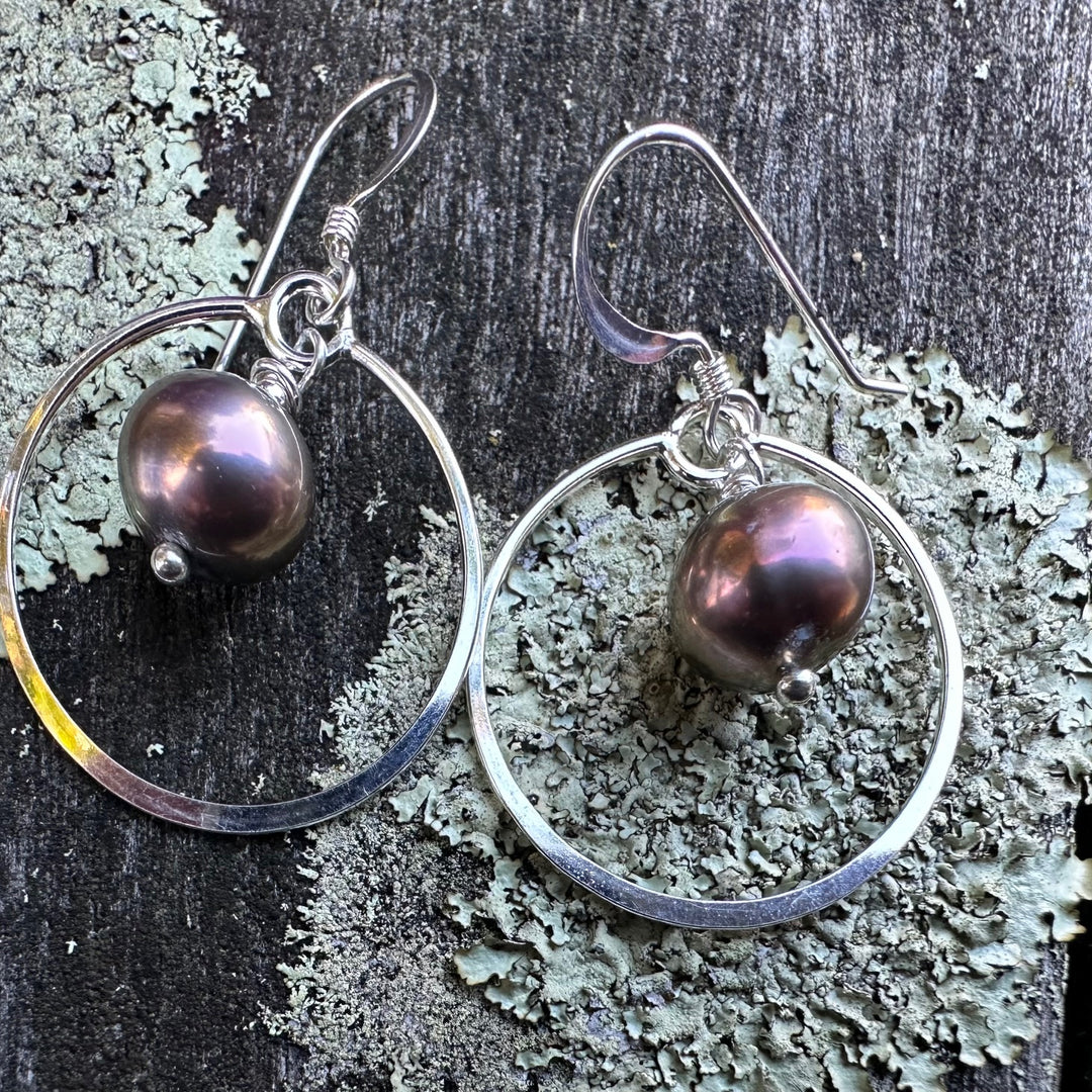 coffee coloured freshwater pearl earrings