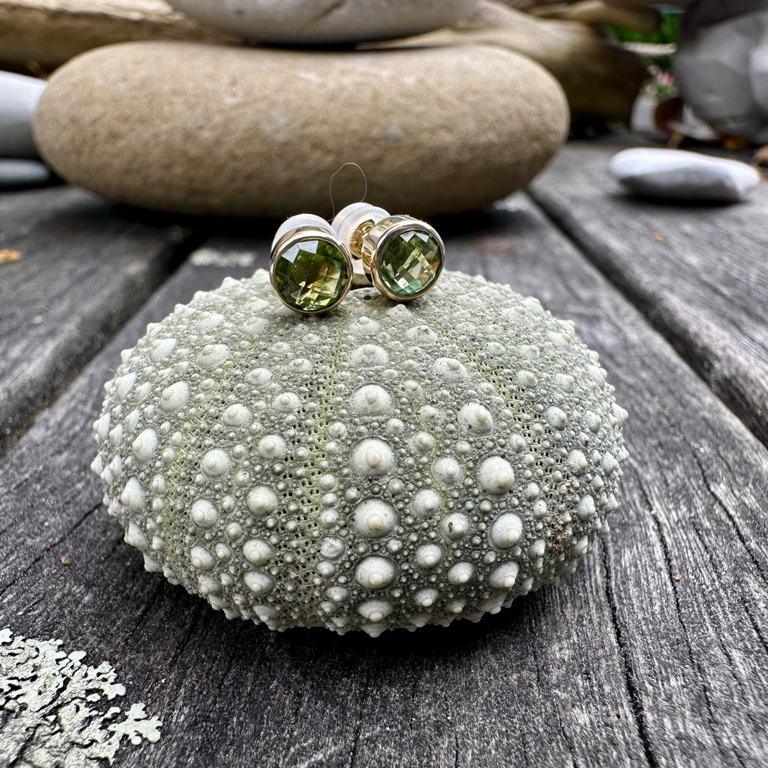 5mm peridot studs