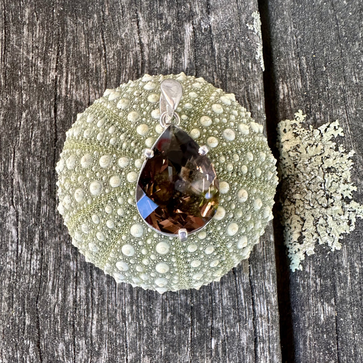 Smoky quartz pendant