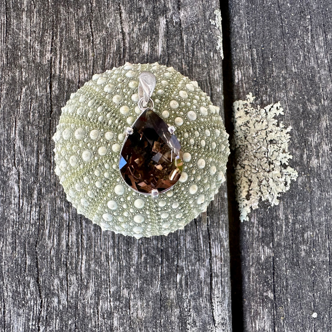 Smoky quartz pendant