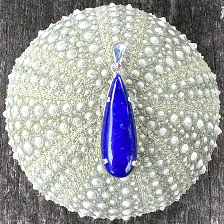 Afghani lapis lazuli drop pendant