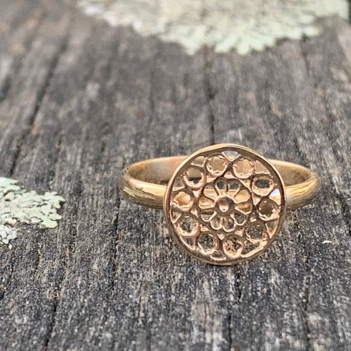 9ct Yellow Gold Rose Window Ring