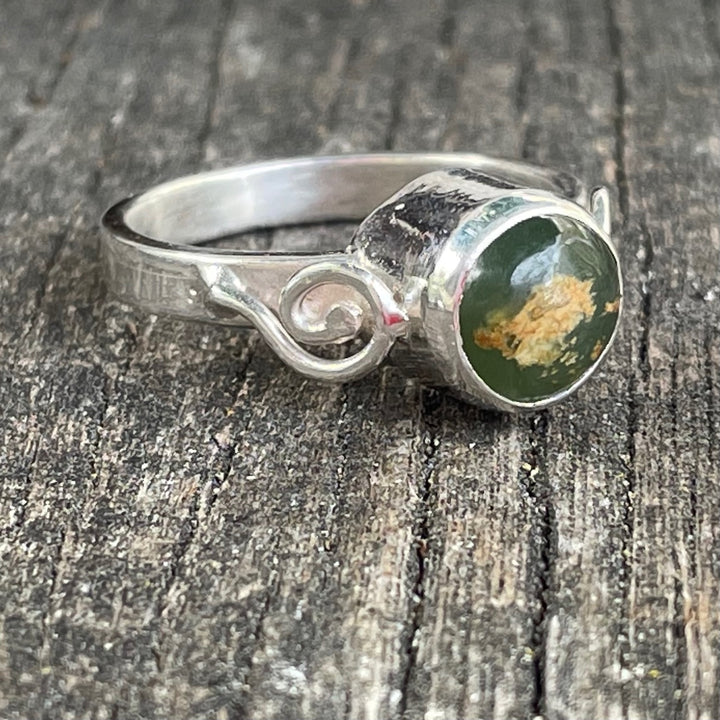 Marsden Flower Pounamu Ring, Large