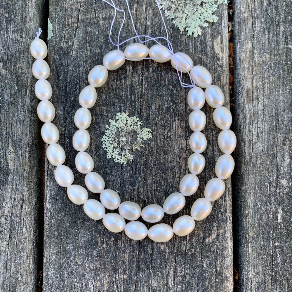 AA Quality White Rice Freshwater Pearls, Semi Precious Strand