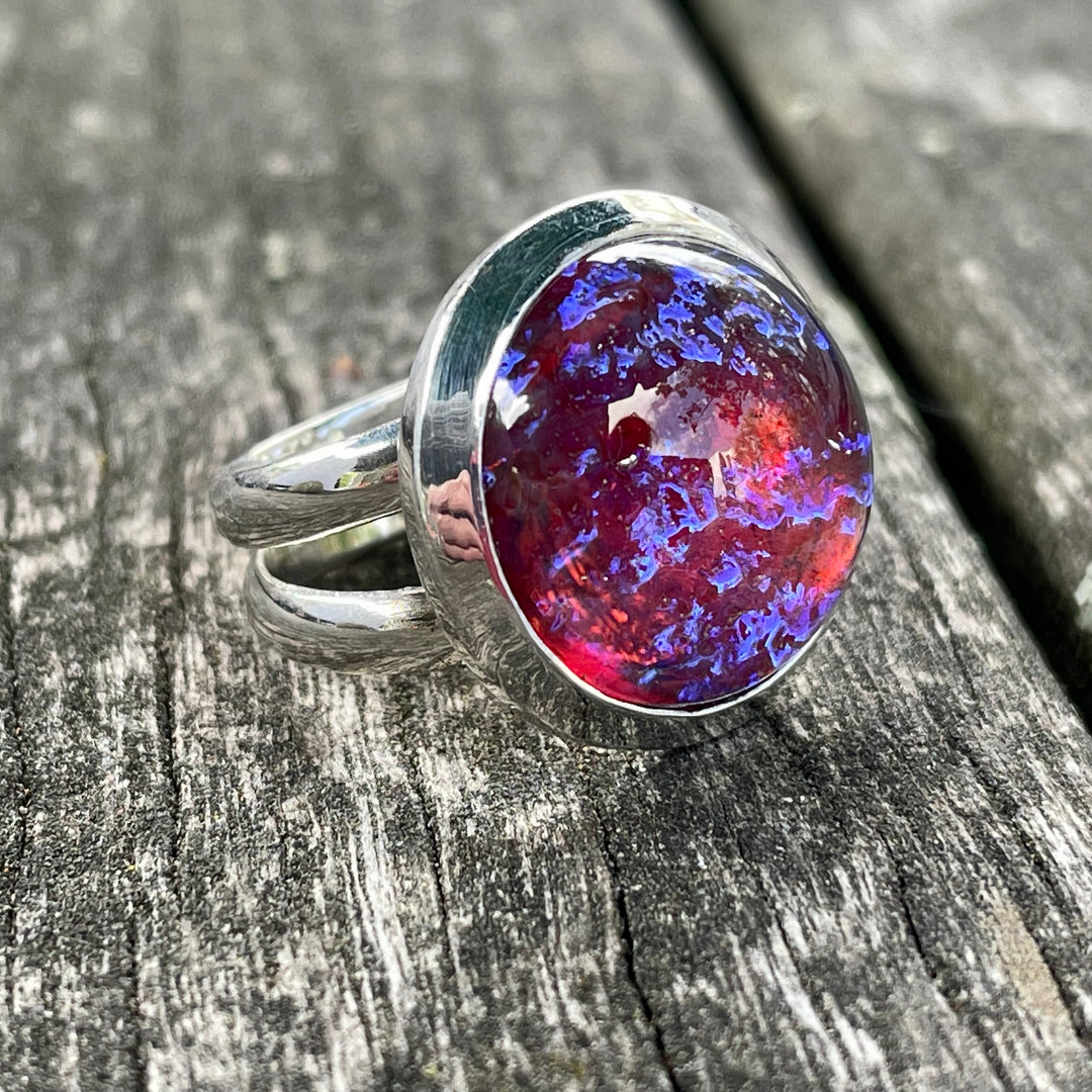 Vintage Dragon's Breath Glass Ring
