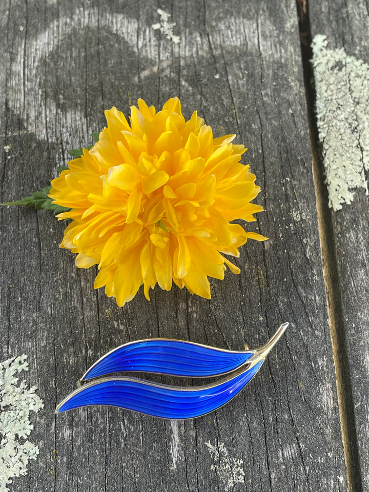 Scandinavian vintage enamel brooch