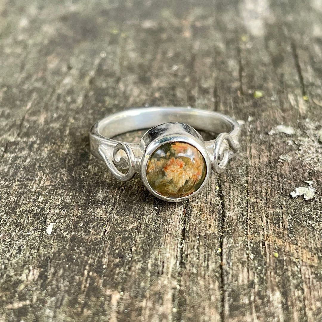 Marsden Flower Pounamu Ring, Large
