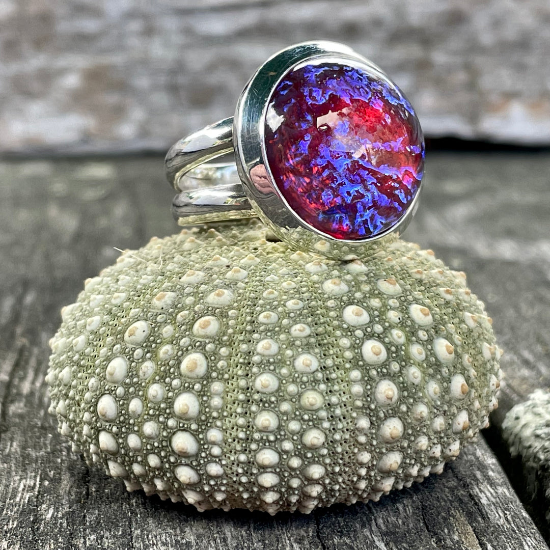 Vintage Dragon's Breath Glass Ring