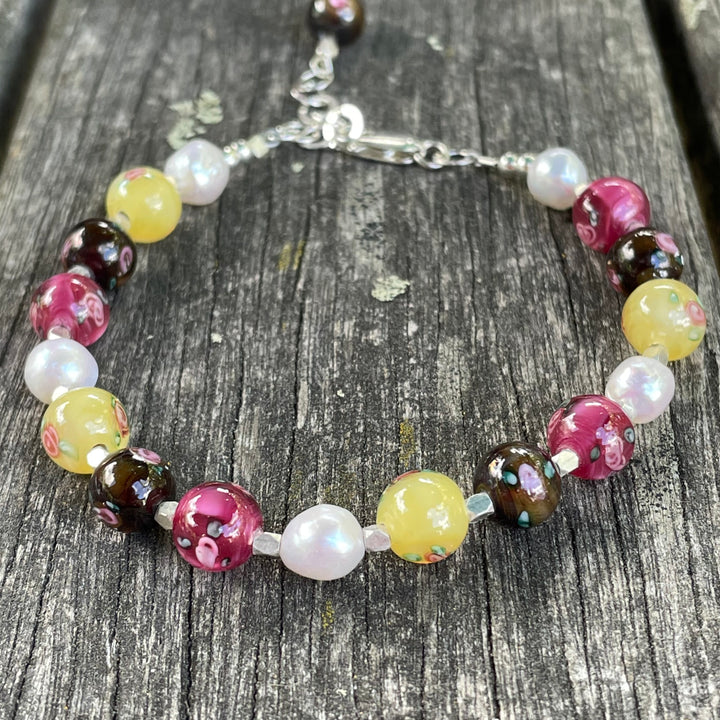 Czech rose and freshwater pearl bracelet