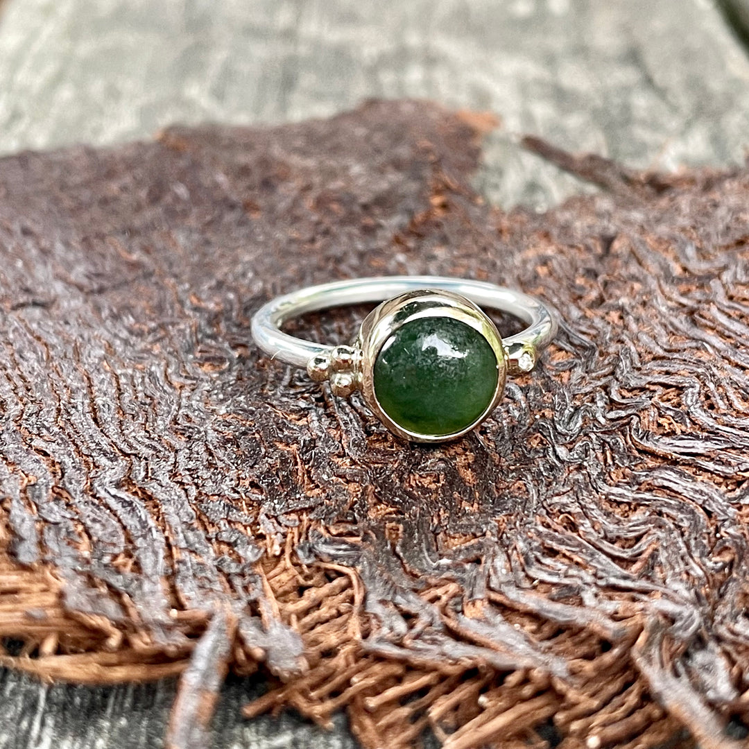 Diamond, New Zealand greenstone, sterling silver, & 9ct gold ring