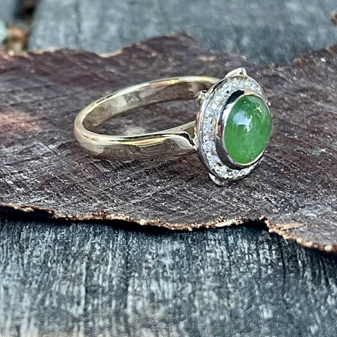 9ct Gold & New Zealand Greenstone Halo Ring