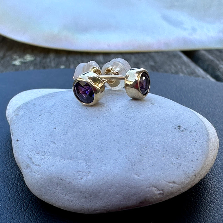 Purple sapphire studs