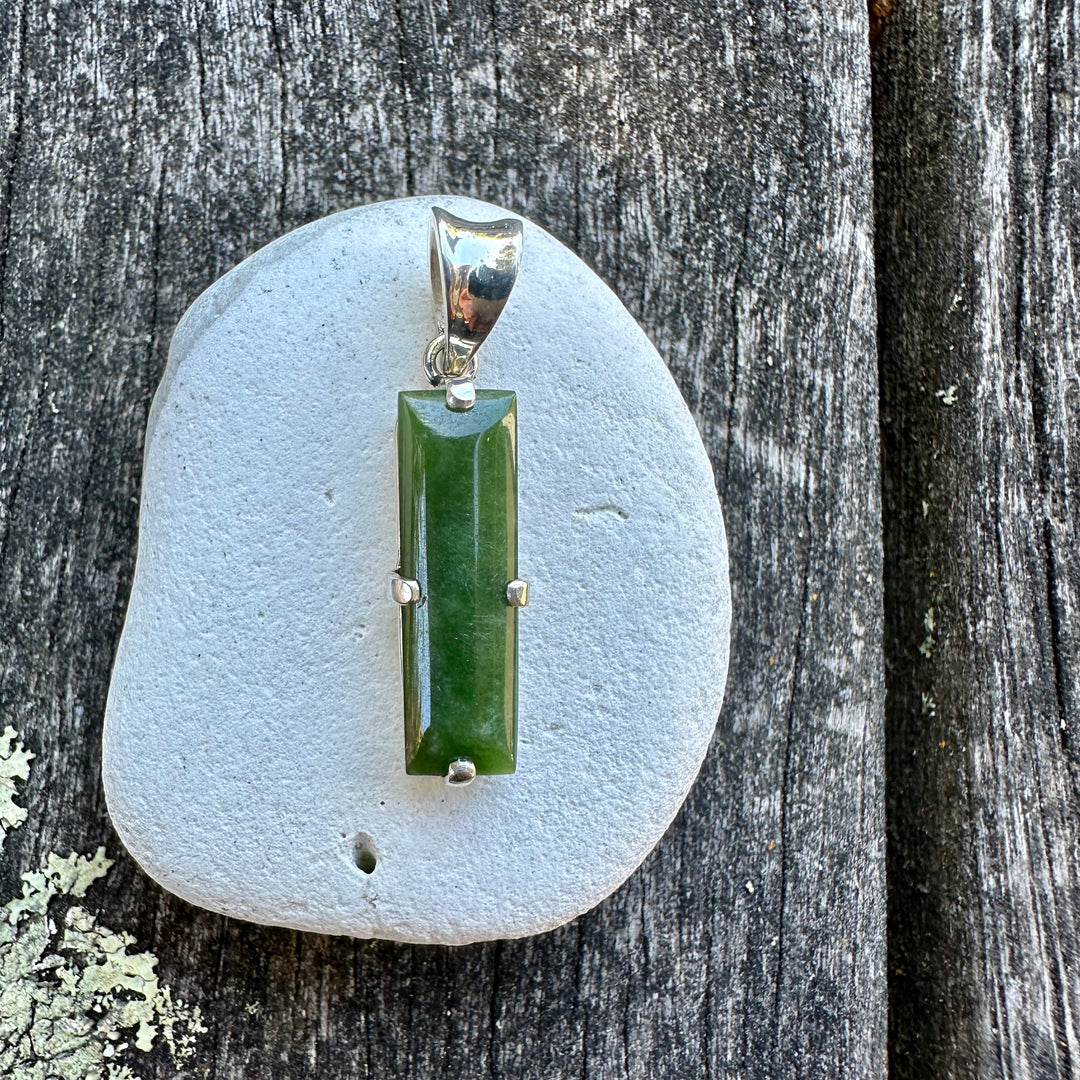 Sterling Silver New Zealand Greenstone Pendant