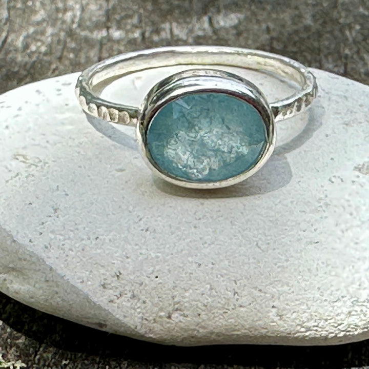 Faceted aquamarine ring