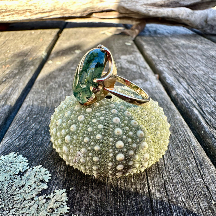 Vintage moss agate ring