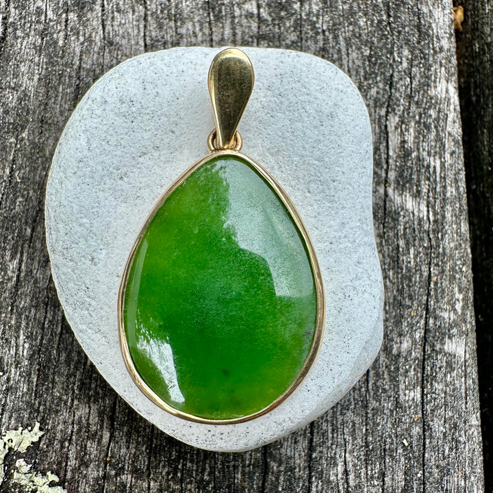 Large 9ct Gold Pounamu Drop Pendant