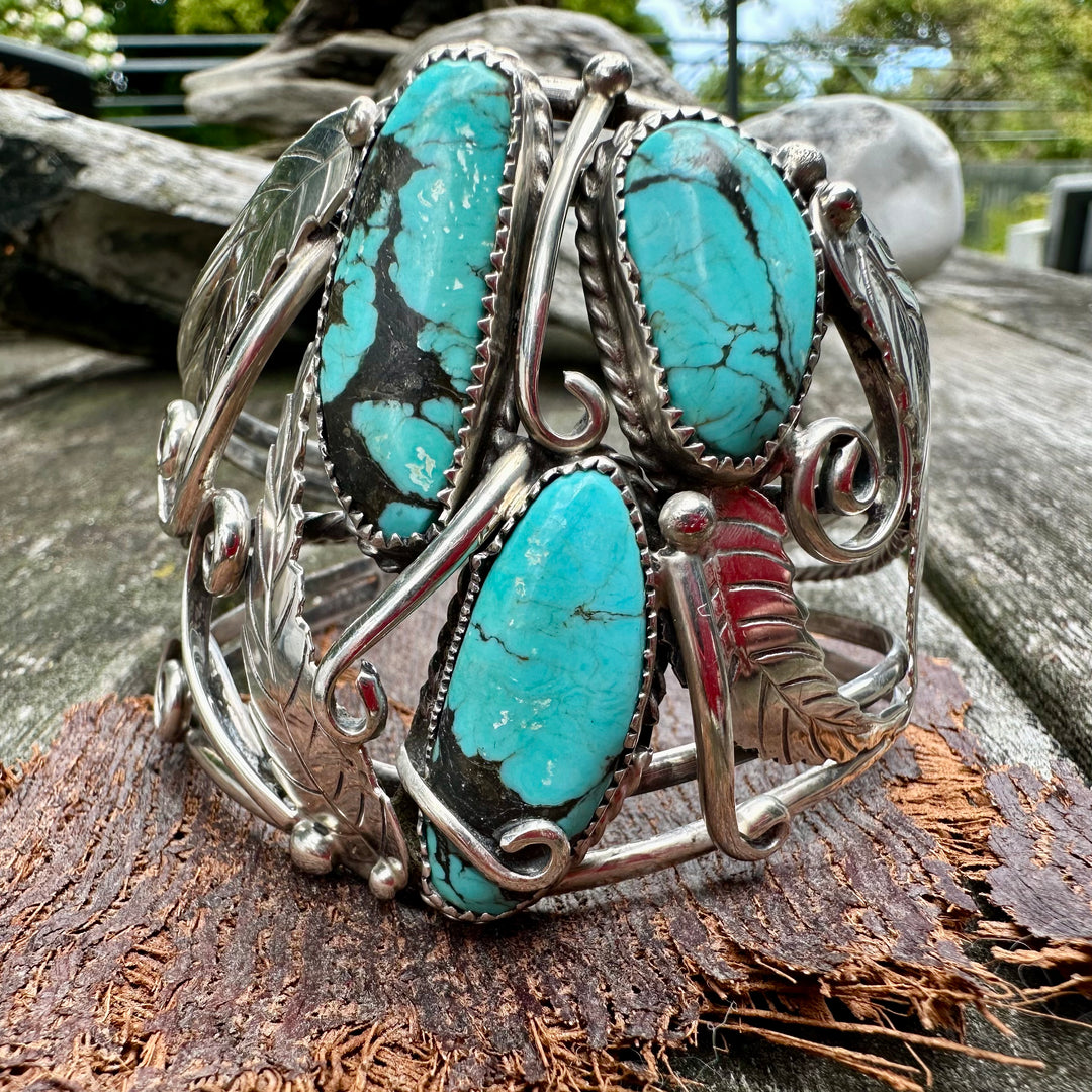 Vintage Navajo turquoise cuff