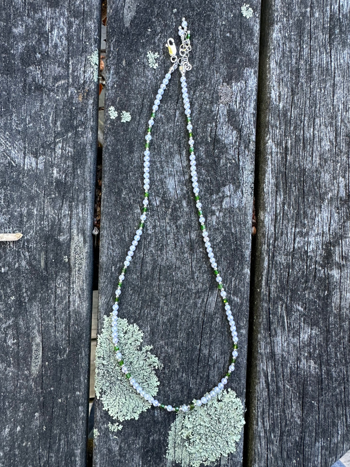 Small freshwater pearl and chrome diopside necklace