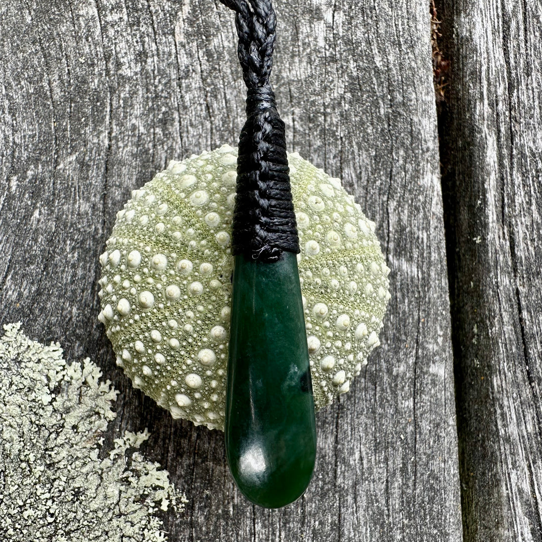 Pepe dark NZ greenstone roimata