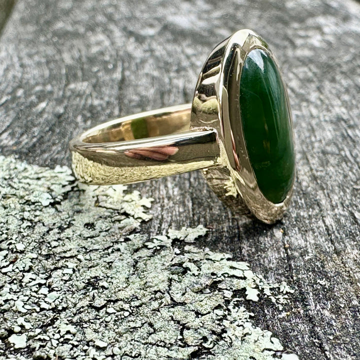 9ct Gold New Zealand Pounamu Oval Ring