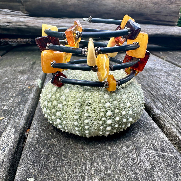 Baltic amber and rubber bracelet