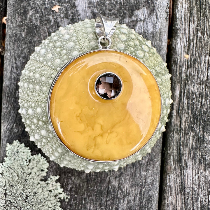 Butterscotch Baltic Amber pendant