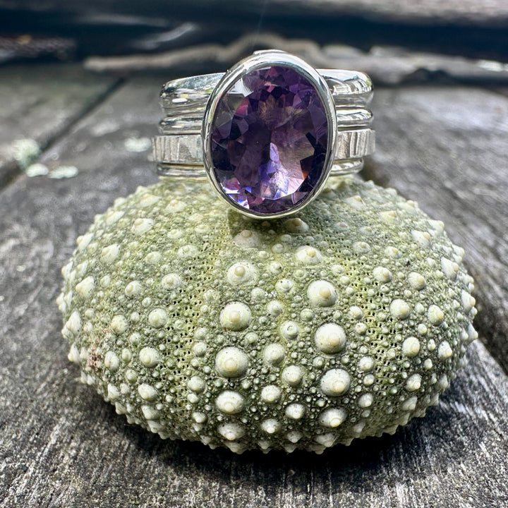 Brazilian amethyst unity ring