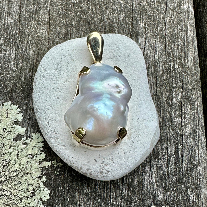 Freeform baroque pearl pendant
