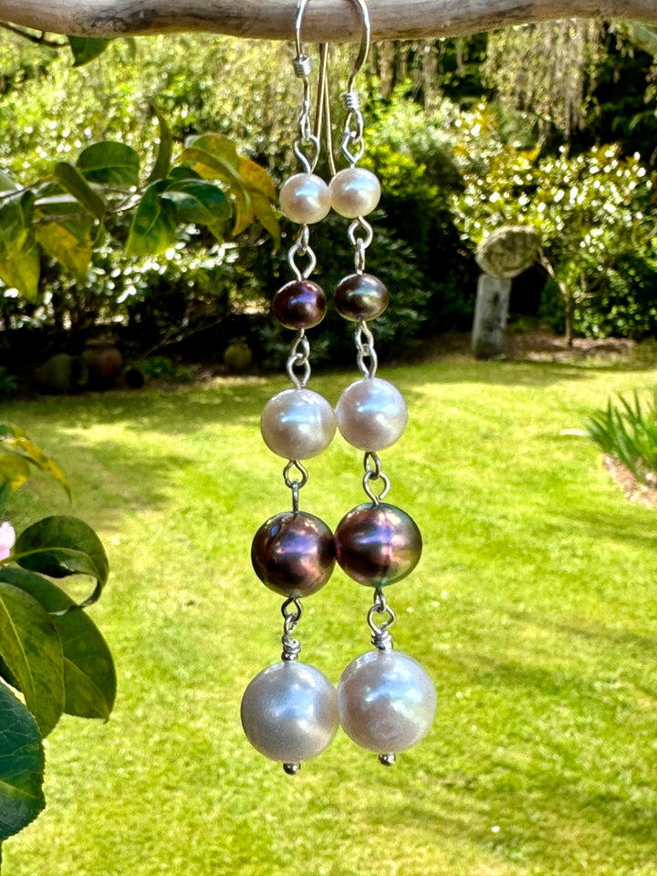 Freshwater pearl drop earrings