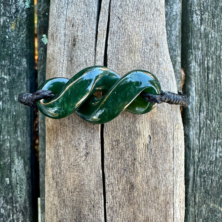 Dark New Zealand greenstone rau kumara bracelet