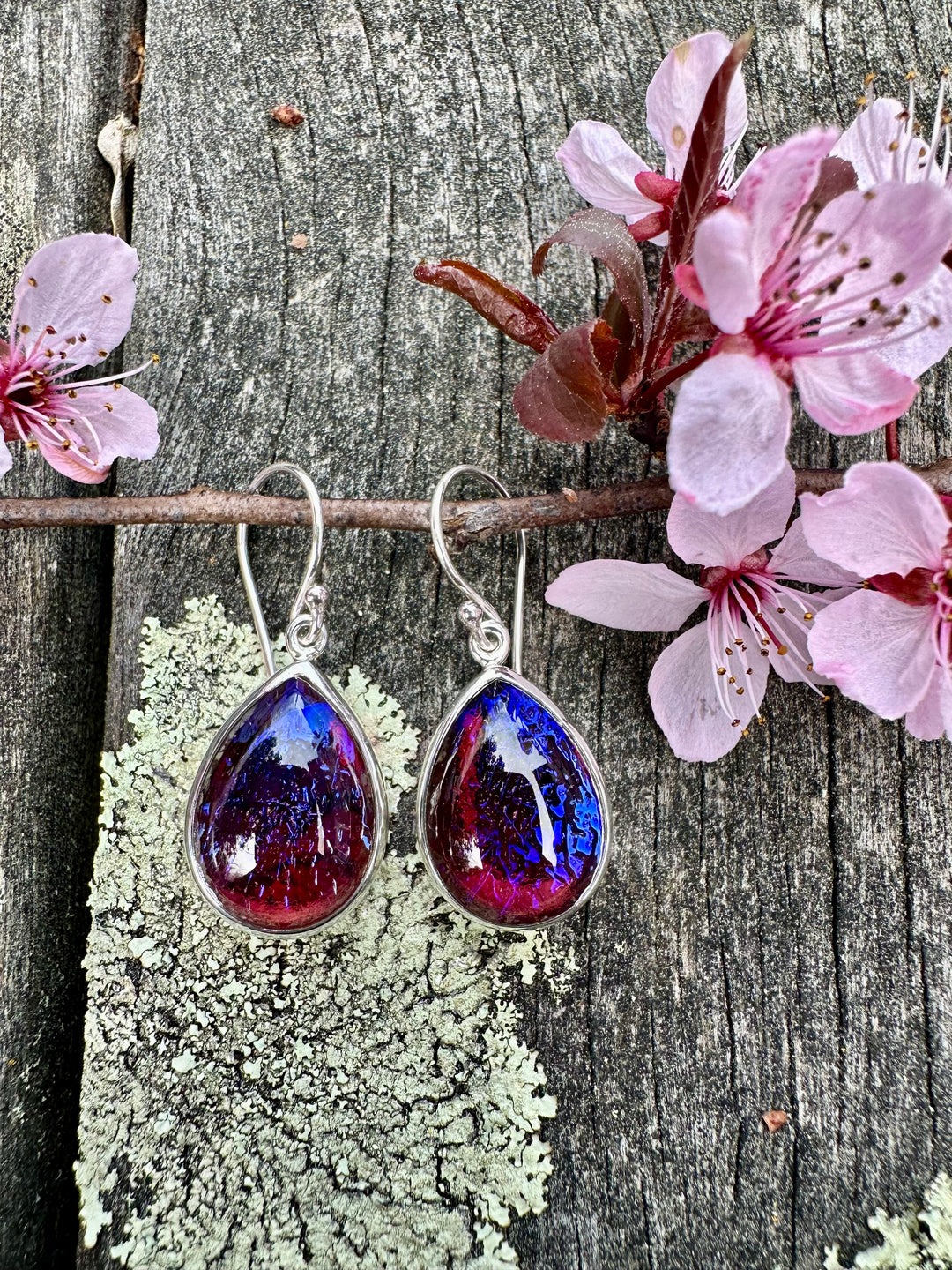 Vintage Dragon's Breath Glass Earrings