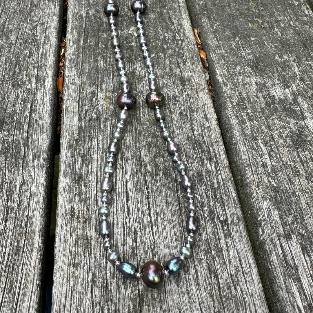 Peacock freshwater pearl necklace