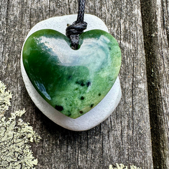 New Zealand greenstone heart (manawa)