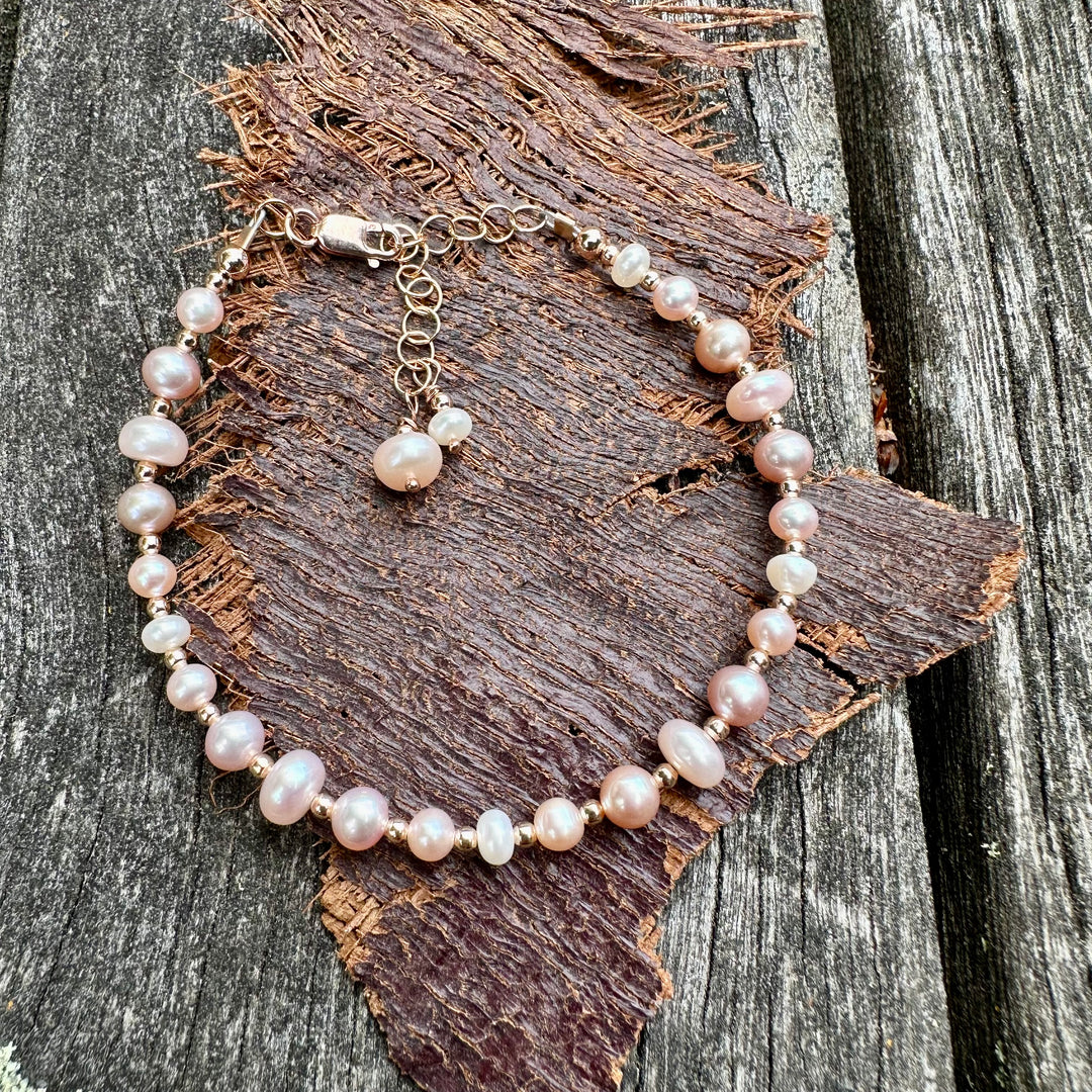 Pink freshwater pearl bracelet