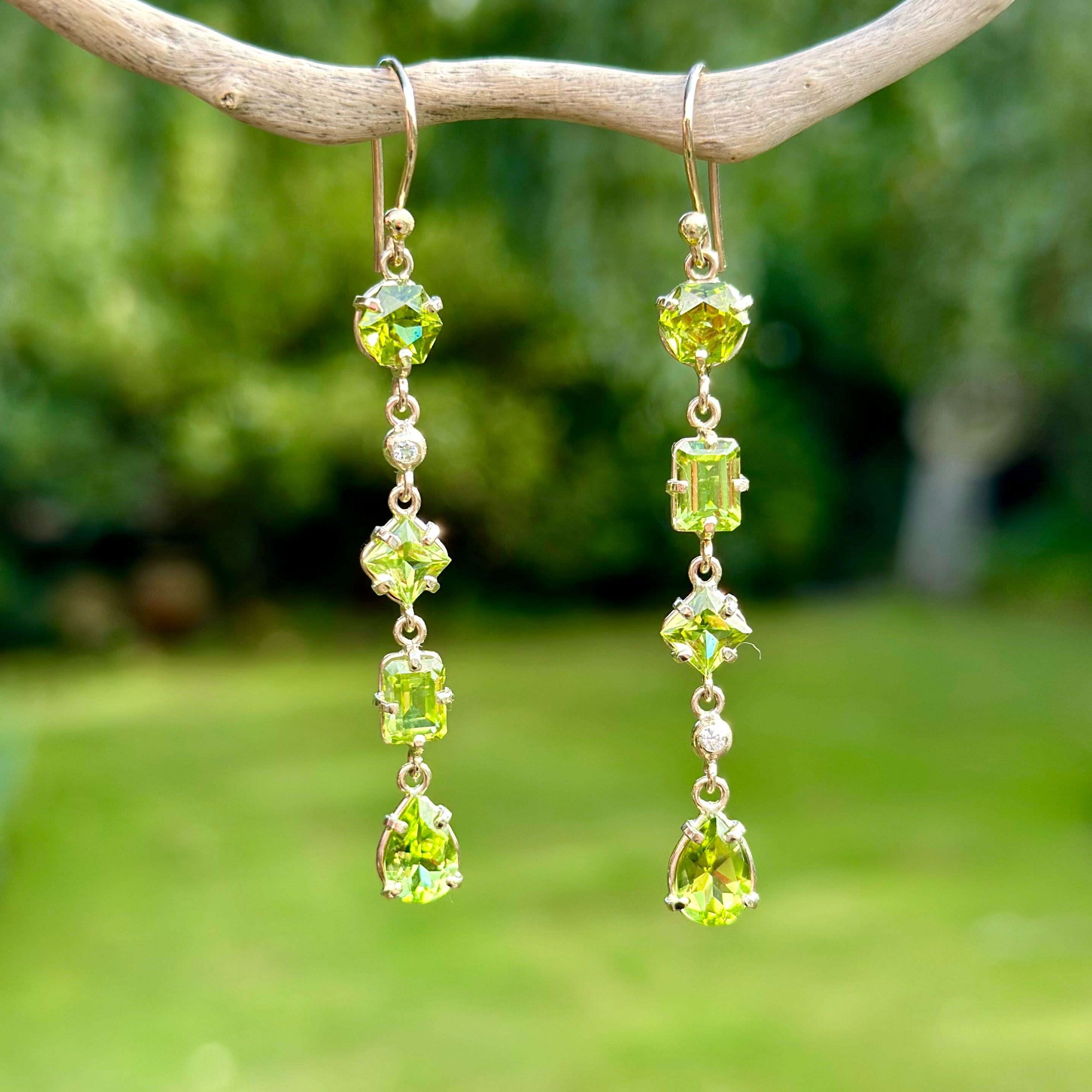 9ct gold fashion peridot earrings