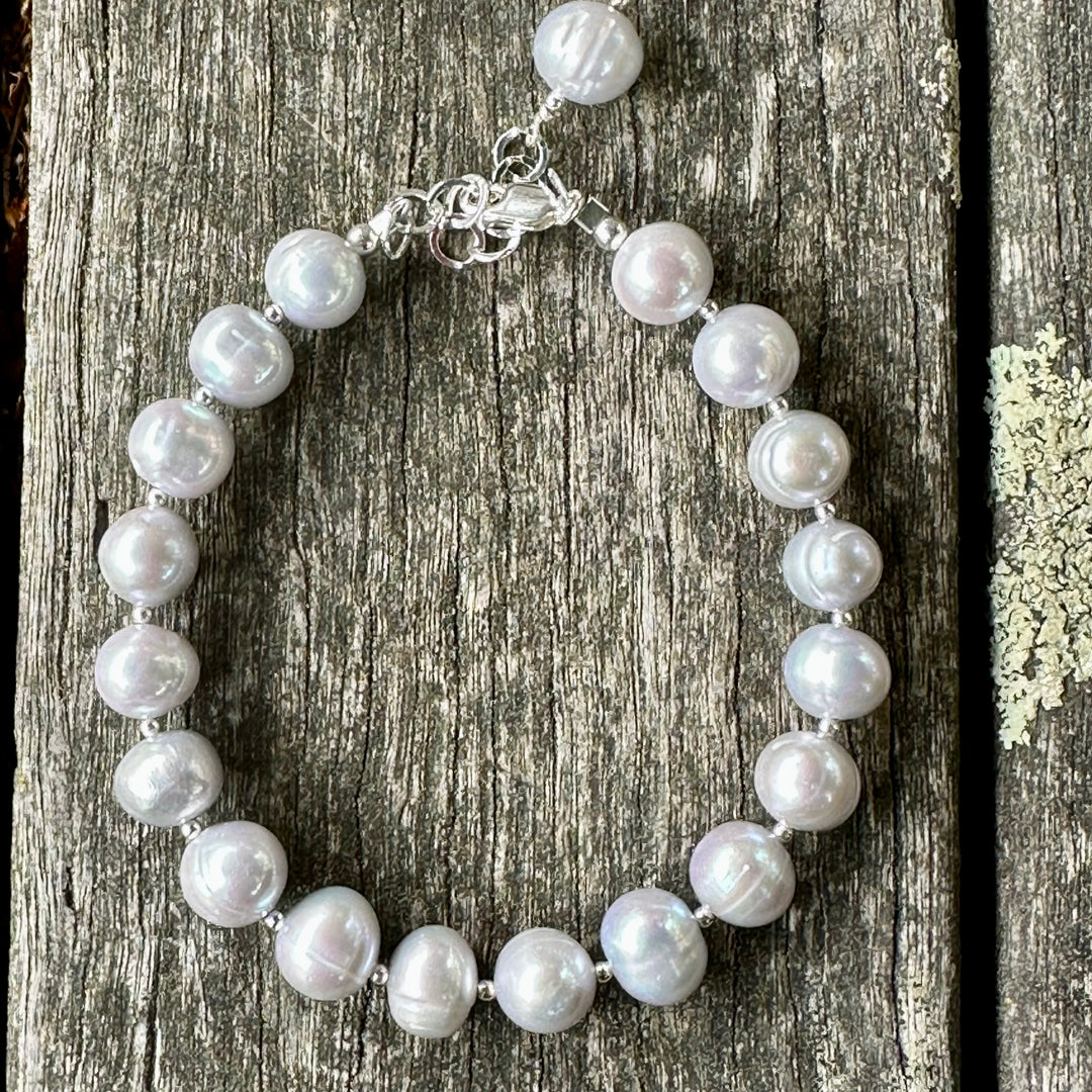 Pale silver grey freshwater pearl bracelet