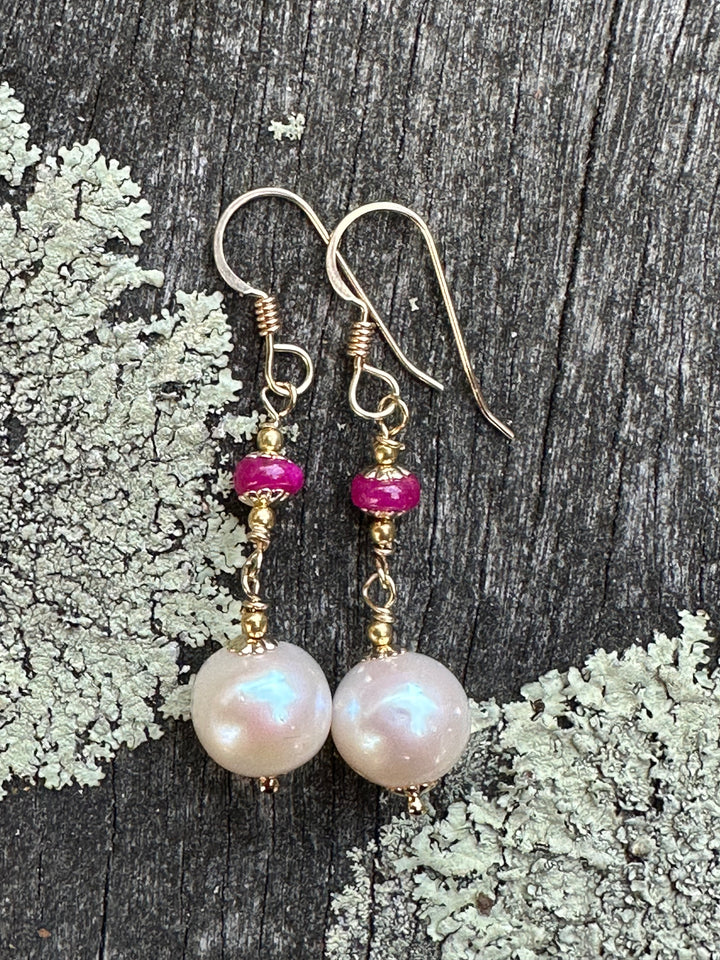 Freshwater pearl &ruby earrings