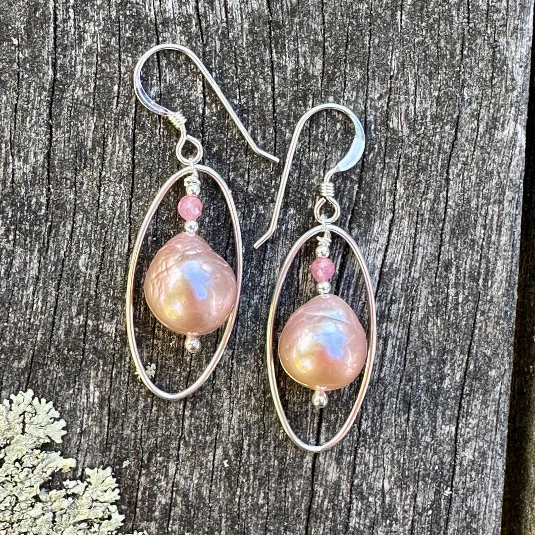 Pinky apricot baroque pearl earrings