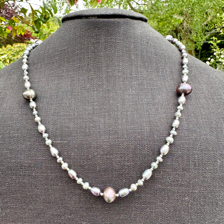 Peacock freshwater pearl necklace