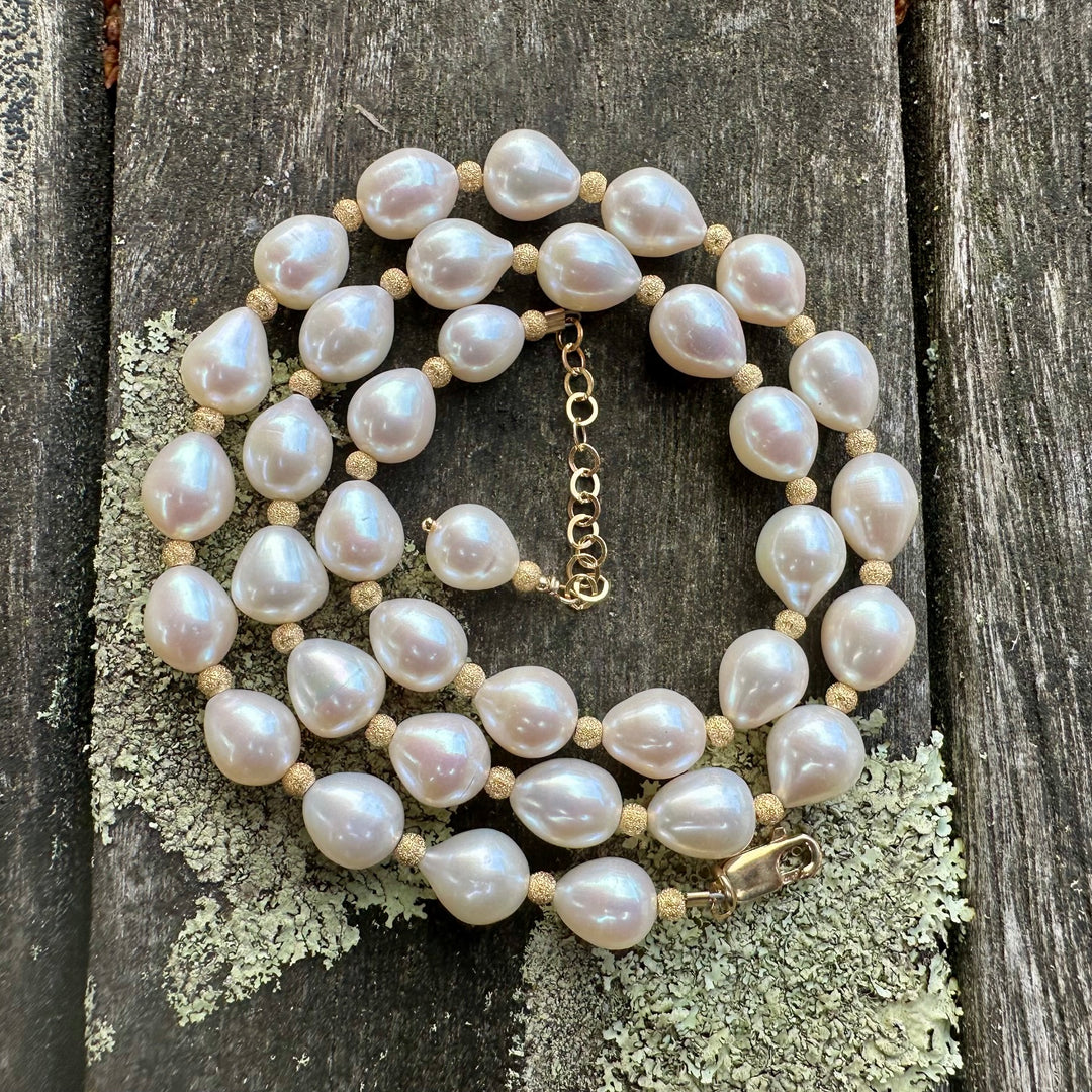 Cream freshwater pearl necklace
