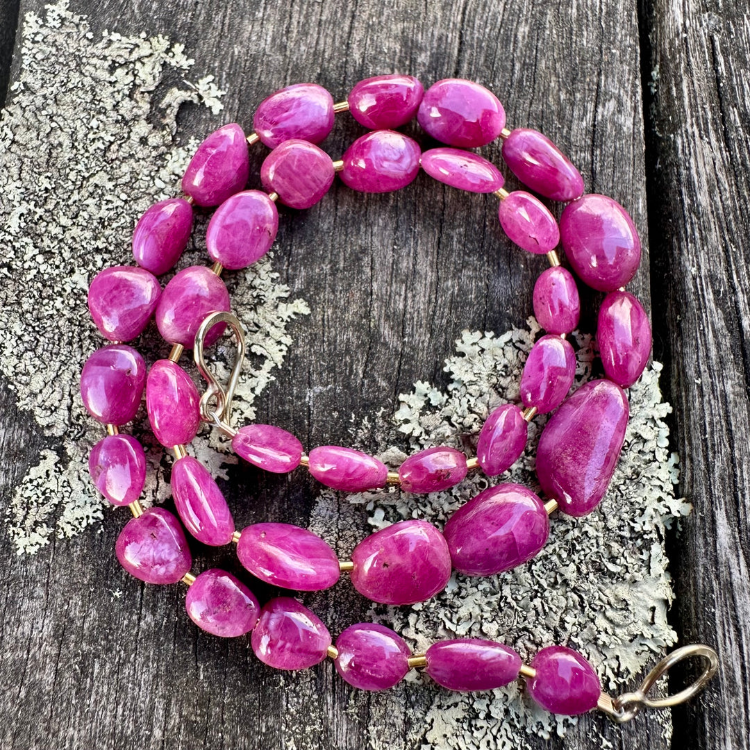Indian ruby with 18ct gold beads
